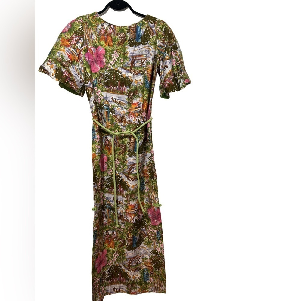 Vintage Mc Inerny Hawaiian Floral Tropical Print Dress  made in Hawaii size S